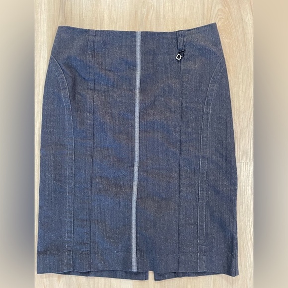 🆕New🆕 Cute Pencil Skirt “Denim-like” Size 4 - Picture 5 of 9